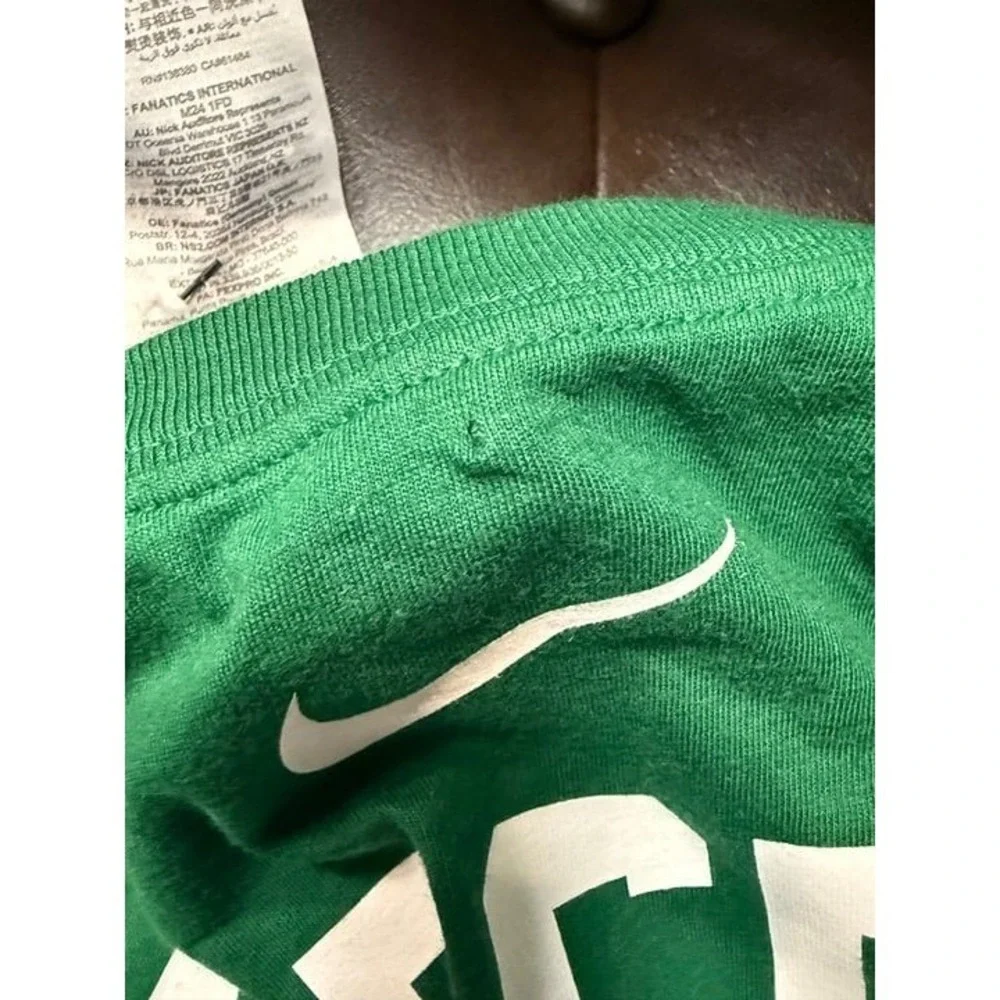 Aaron Rodgers NY Jets Shirt Jersey #8 Mens Size XL- NWT- *Small pinhole see pic